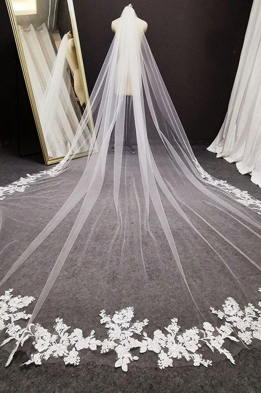 Vintage Flowery Wedding Veil, Floral Cathedral Veil, Floral Lace Cathedral Length Veil, Flowery Chapel Wedding Veil, Lace Chapel Length Veil